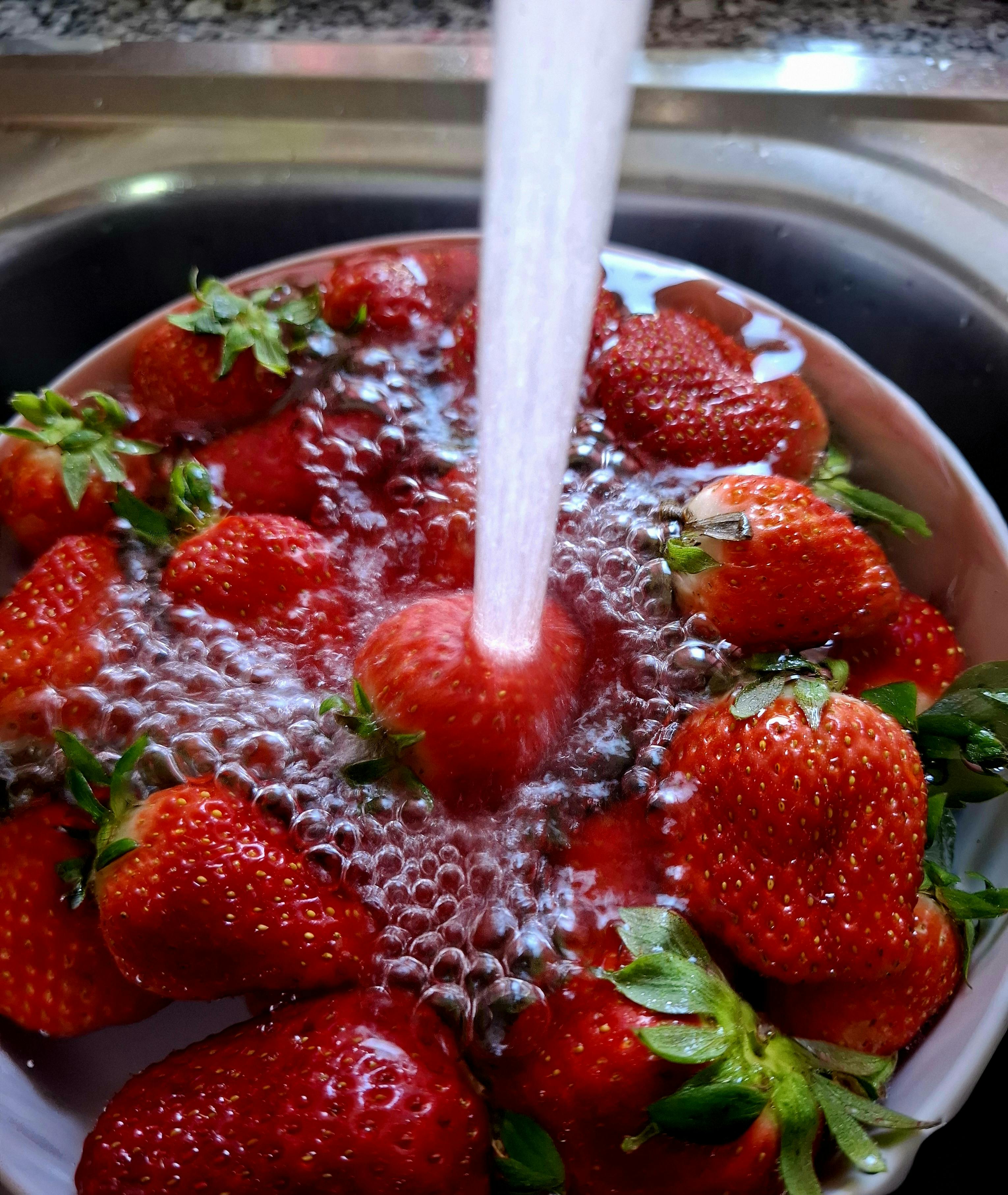 Lavada, desinfectada, con sabor integro